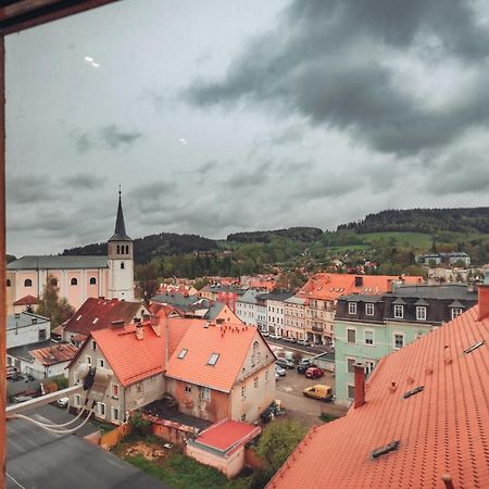 Duzy Apartament Duszniki-Zdroj Duszniki Zdrój Eksteriør bilde